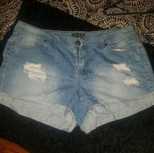 Forever 21 mean shorts